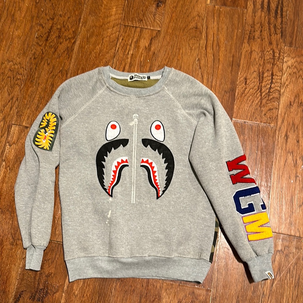 Bape crew neck good condition